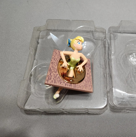 Hallmark Disney Tinker Bell Peter Pan Keyhole 2007 KEEPSAKE ORNAMENT NIB - Picture 6 of 8